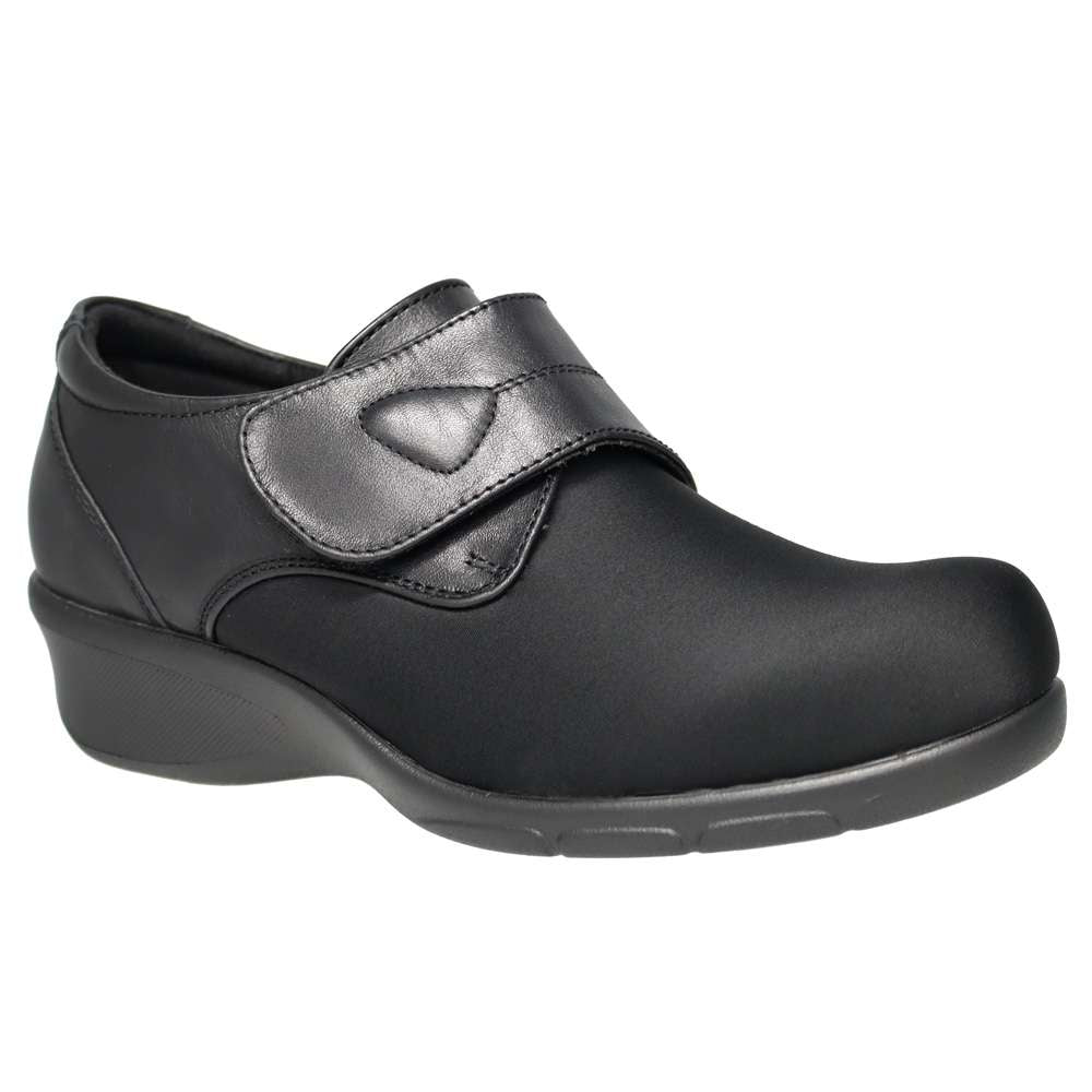 Propet Wilma Women's Dress Shoe - Black