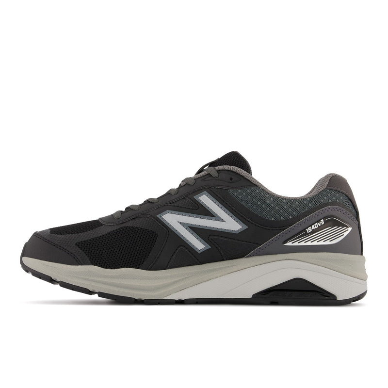 New Balance 1540 v3 - Black/Castlerock