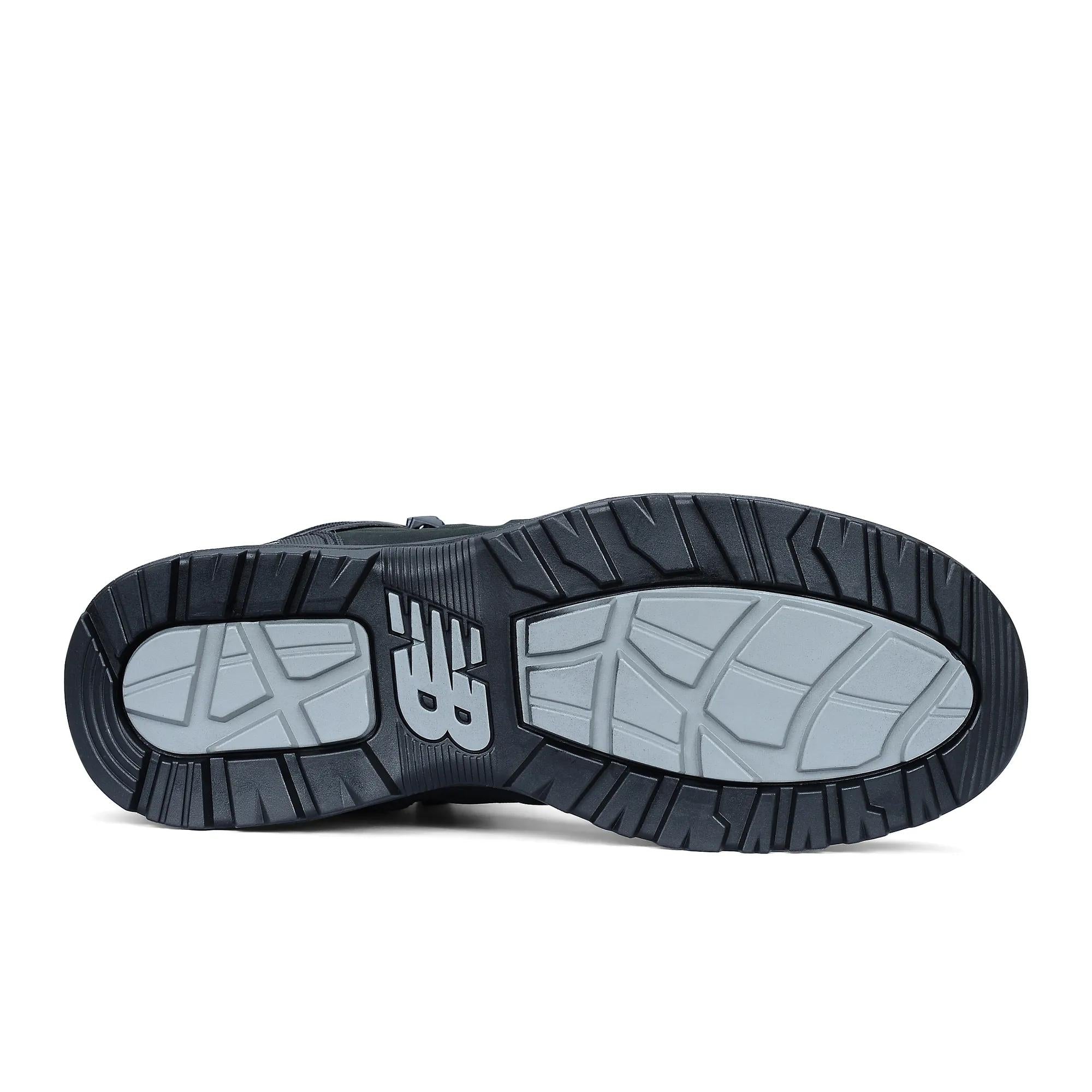 New Balance Calibre Men - CT SD10 HR SR SF MET - Black Grey
