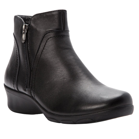 Propet Waverly Women's Boot - Black in women's 4E extra wide